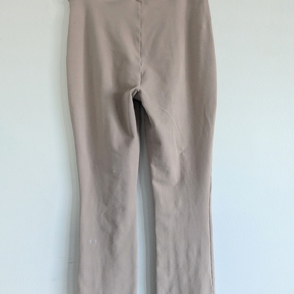 Alo Yoga Airbrush High Waist Flutter Leggings Taupe Size Small - Picture 8 of 8